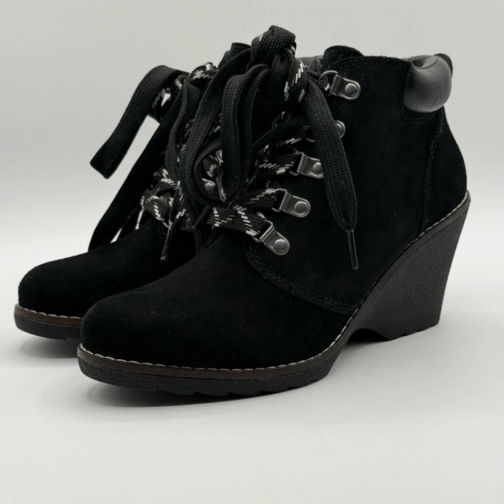 White Mountain Liberty Regular Lace-Up Wedge Booties Size 9.5M